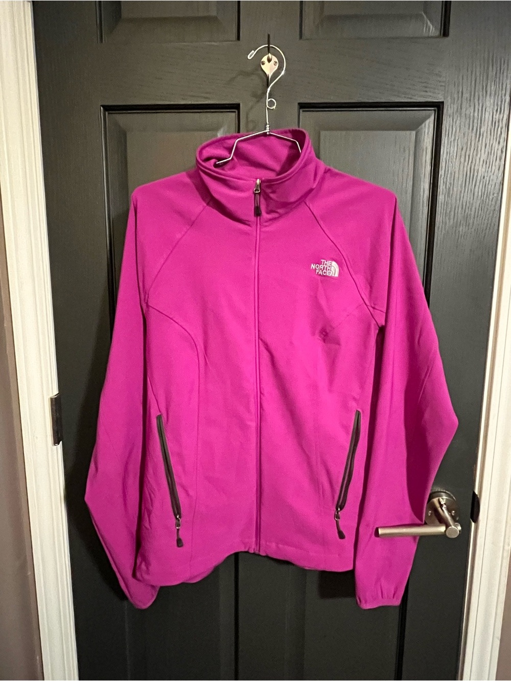 The North Face Women's Magenta Softshell Utility Jacket